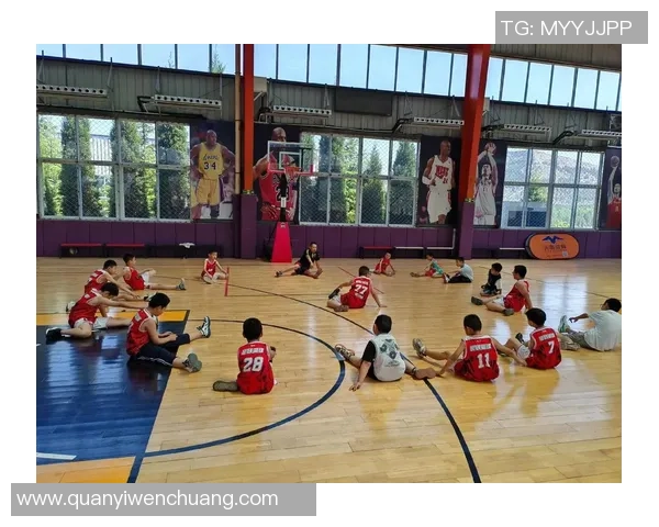 深度对话：周伟分享他的篮球梦想与人生哲学之旅